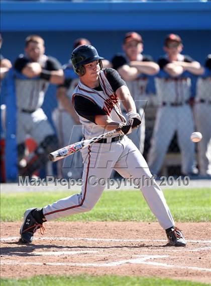 Thumbnail 1 in Honeoye vs. Warsaw (Section 5 Class CC Semifinal) photogallery.