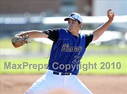 Thumbnail 3 in Honeoye vs. Warsaw (Section 5 Class CC Semifinal) photogallery.