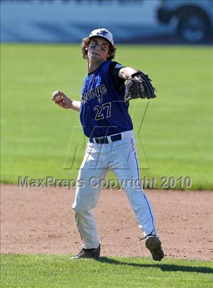Thumbnail 1 in Honeoye vs. Warsaw (Section 5 Class CC Semifinal) photogallery.