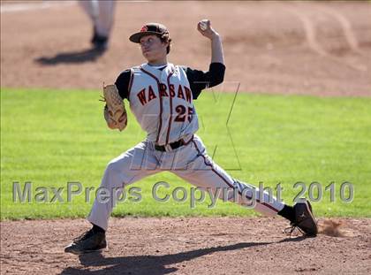 Thumbnail 2 in Honeoye vs. Warsaw (Section 5 Class CC Semifinal) photogallery.