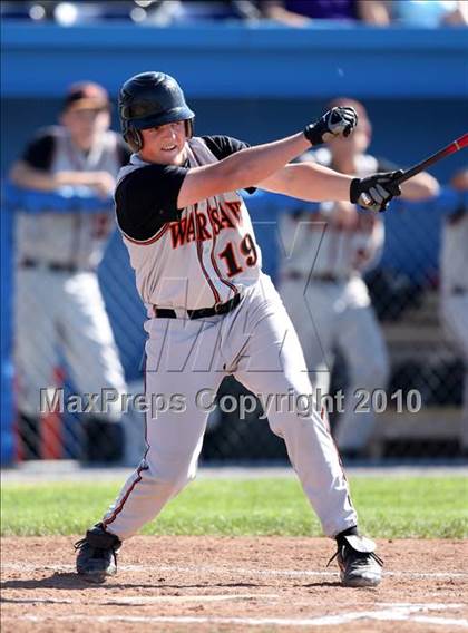 Thumbnail 2 in Honeoye vs. Warsaw (Section 5 Class CC Semifinal) photogallery.