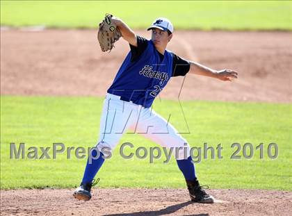 Thumbnail 2 in Honeoye vs. Warsaw (Section 5 Class CC Semifinal) photogallery.