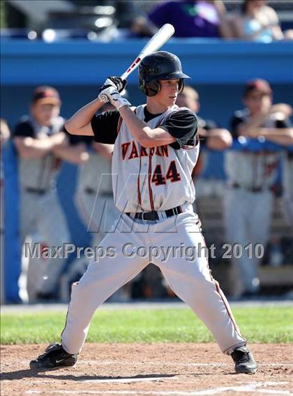 Thumbnail 1 in Honeoye vs. Warsaw (Section 5 Class CC Semifinal) photogallery.
