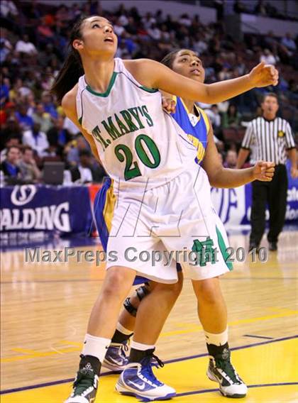 Thumbnail 2 in Bishop Amat vs. St. Mary's (CIF State D3 Final) photogallery.