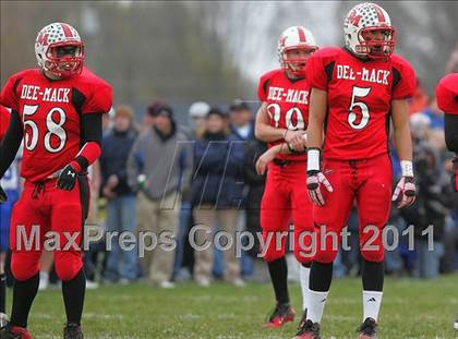 Thumbnail 3 in Deer Creek-Mackinaw vs. Clifton Central (IHSA Class 2A Quarterfinal) photogallery.