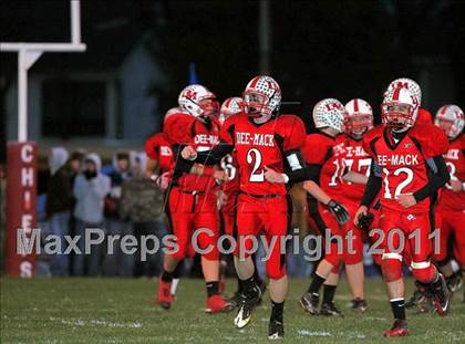 Thumbnail 1 in Deer Creek-Mackinaw vs. Clifton Central (IHSA Class 2A Quarterfinal) photogallery.