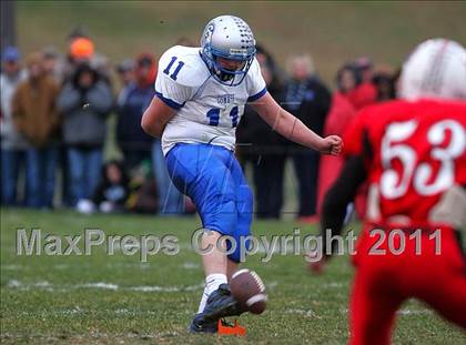 Thumbnail 1 in Deer Creek-Mackinaw vs. Clifton Central (IHSA Class 2A Quarterfinal) photogallery.