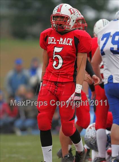 Thumbnail 2 in Deer Creek-Mackinaw vs. Clifton Central (IHSA Class 2A Quarterfinal) photogallery.