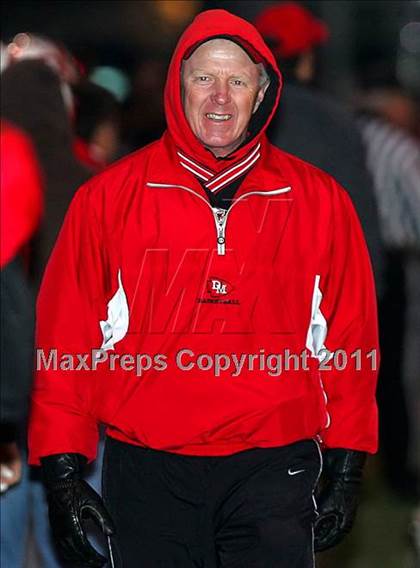 Thumbnail 1 in Deer Creek-Mackinaw vs. Clifton Central (IHSA Class 2A Quarterfinal) photogallery.