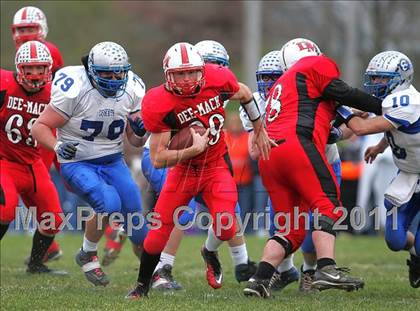 Thumbnail 1 in Deer Creek-Mackinaw vs. Clifton Central (IHSA Class 2A Quarterfinal) photogallery.