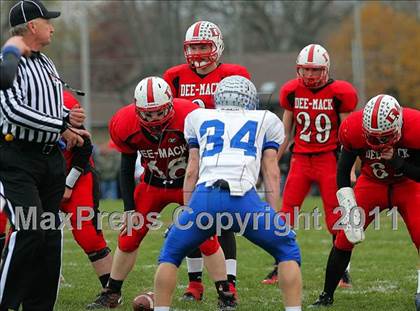 Thumbnail 1 in Deer Creek-Mackinaw vs. Clifton Central (IHSA Class 2A Quarterfinal) photogallery.