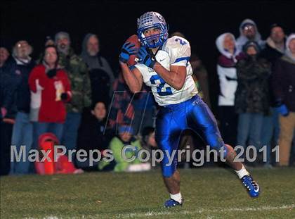 Thumbnail 3 in Deer Creek-Mackinaw vs. Clifton Central (IHSA Class 2A Quarterfinal) photogallery.