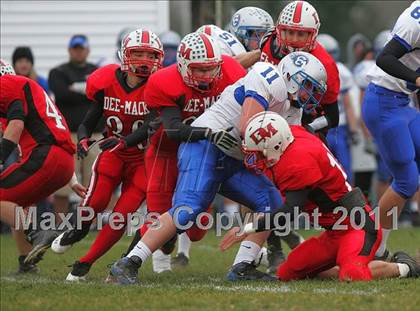 Thumbnail 3 in Deer Creek-Mackinaw vs. Clifton Central (IHSA Class 2A Quarterfinal) photogallery.