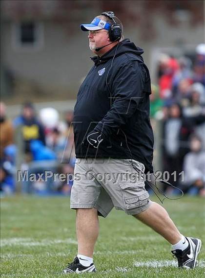 Thumbnail 1 in Deer Creek-Mackinaw vs. Clifton Central (IHSA Class 2A Quarterfinal) photogallery.