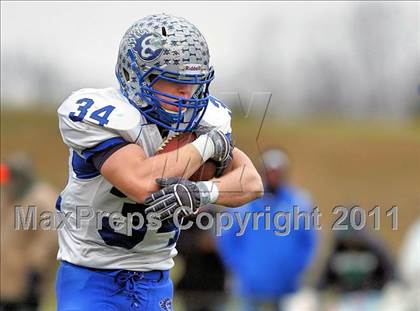 Thumbnail 2 in Deer Creek-Mackinaw vs. Clifton Central (IHSA Class 2A Quarterfinal) photogallery.