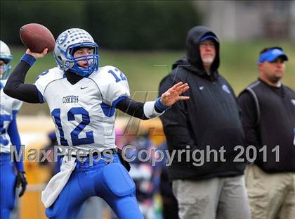 Thumbnail 1 in Deer Creek-Mackinaw vs. Clifton Central (IHSA Class 2A Quarterfinal) photogallery.