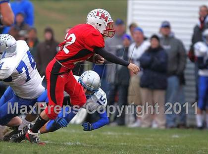 Thumbnail 1 in Deer Creek-Mackinaw vs. Clifton Central (IHSA Class 2A Quarterfinal) photogallery.