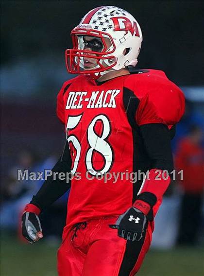 Thumbnail 1 in Deer Creek-Mackinaw vs. Clifton Central (IHSA Class 2A Quarterfinal) photogallery.