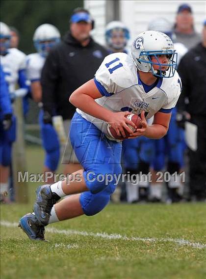 Thumbnail 1 in Deer Creek-Mackinaw vs. Clifton Central (IHSA Class 2A Quarterfinal) photogallery.