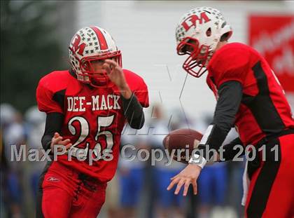 Thumbnail 3 in Deer Creek-Mackinaw vs. Clifton Central (IHSA Class 2A Quarterfinal) photogallery.
