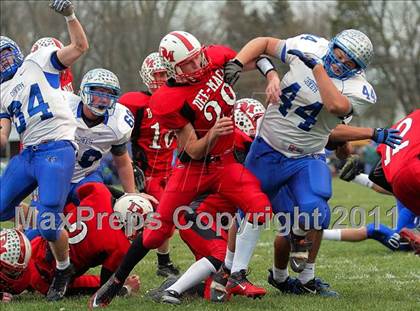 Thumbnail 3 in Deer Creek-Mackinaw vs. Clifton Central (IHSA Class 2A Quarterfinal) photogallery.