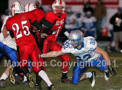 Thumbnail 2 in Deer Creek-Mackinaw vs. Clifton Central (IHSA Class 2A Quarterfinal) photogallery.