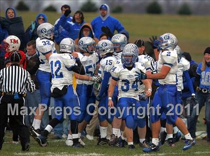 Thumbnail 3 in Deer Creek-Mackinaw vs. Clifton Central (IHSA Class 2A Quarterfinal) photogallery.