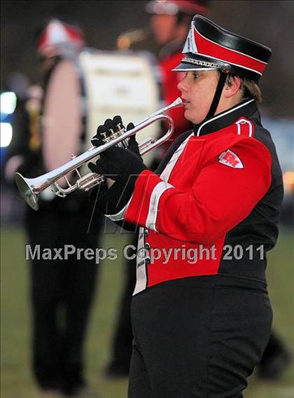 Thumbnail 2 in Deer Creek-Mackinaw vs. Clifton Central (IHSA Class 2A Quarterfinal) photogallery.