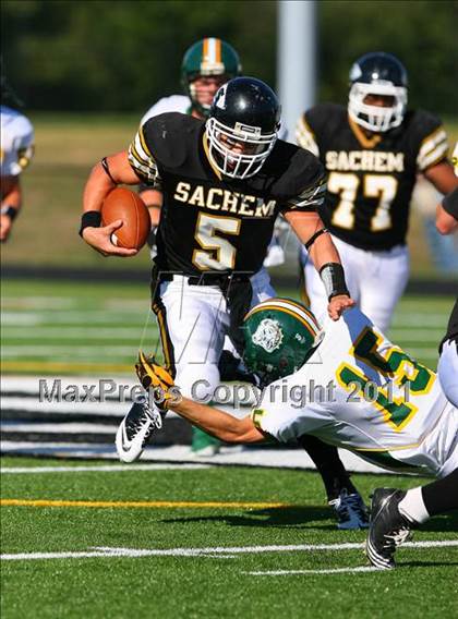 Thumbnail 2 in Lindenhurst @ Sachem North photogallery.