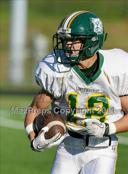 Thumbnail 2 in Lindenhurst @ Sachem North photogallery.