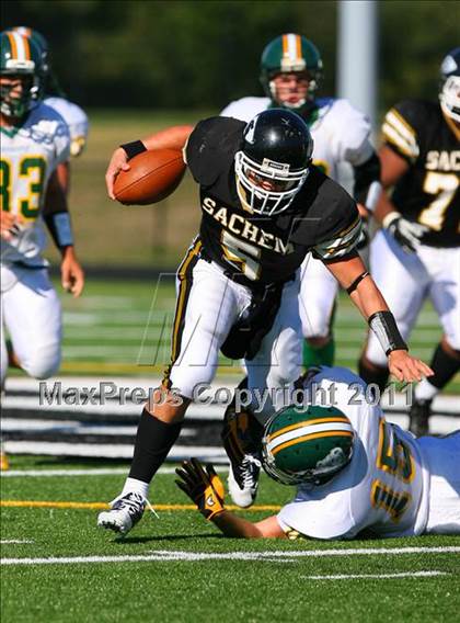 Thumbnail 1 in Lindenhurst @ Sachem North photogallery.