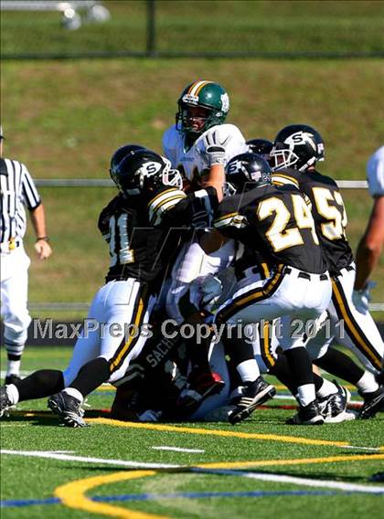 Thumbnail 2 in Lindenhurst @ Sachem North photogallery.