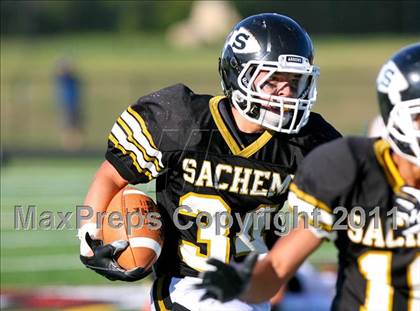 Thumbnail 1 in Lindenhurst @ Sachem North photogallery.
