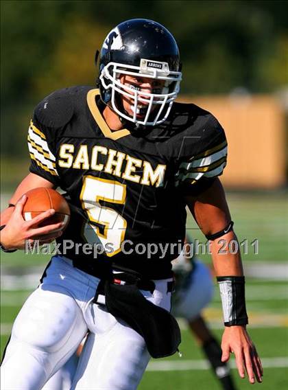 Thumbnail 3 in Lindenhurst @ Sachem North photogallery.