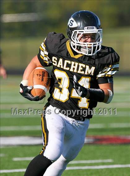 Thumbnail 1 in Lindenhurst @ Sachem North photogallery.