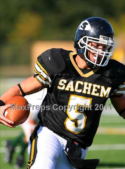 Thumbnail 1 in Lindenhurst @ Sachem North photogallery.