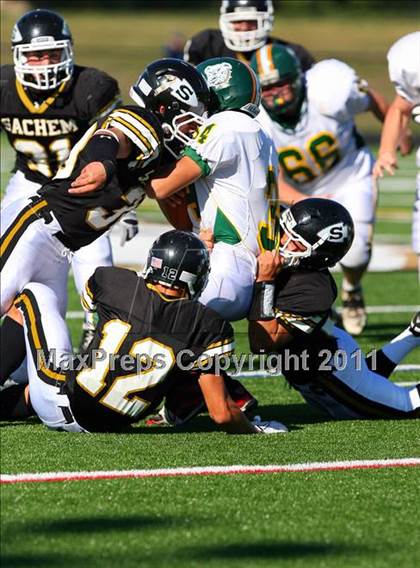 Thumbnail 1 in Lindenhurst @ Sachem North photogallery.
