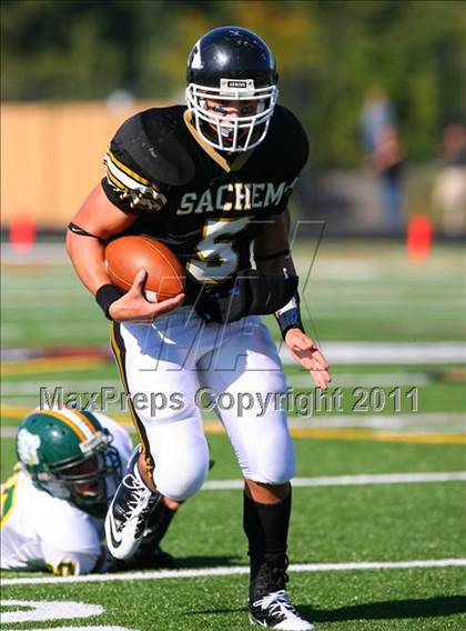 Thumbnail 3 in Lindenhurst @ Sachem North photogallery.