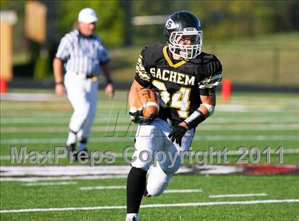 Thumbnail 3 in Lindenhurst @ Sachem North photogallery.