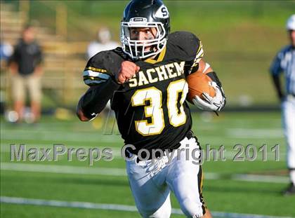 Thumbnail 1 in Lindenhurst @ Sachem North photogallery.