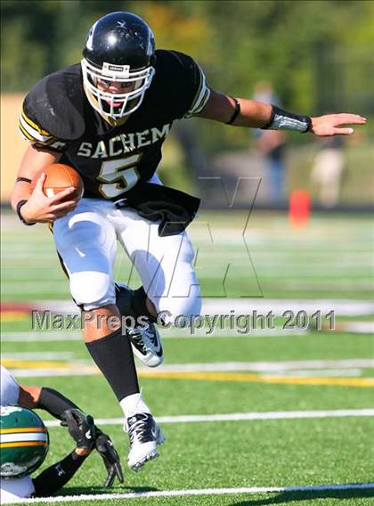 Thumbnail 2 in Lindenhurst @ Sachem North photogallery.