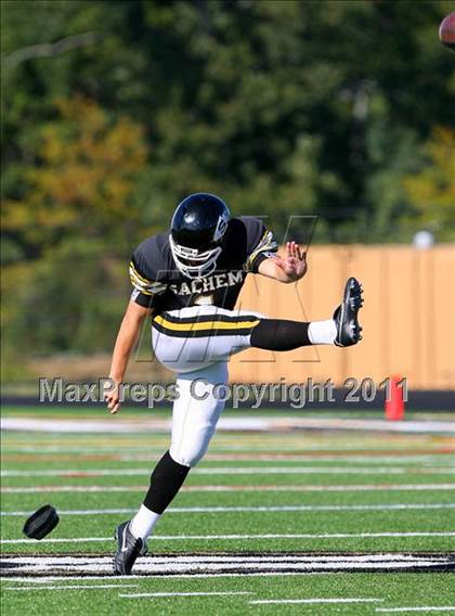 Thumbnail 2 in Lindenhurst @ Sachem North photogallery.
