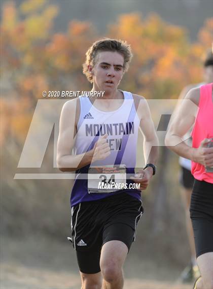 Thumbnail 1 in CHSAA Cross Country 4A Region 4 Boys photogallery.