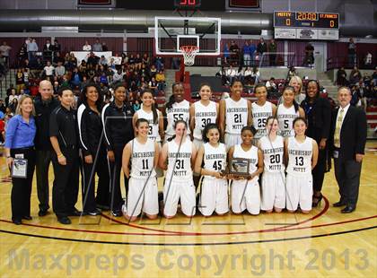 Thumbnail 3 in St. Francis vs. Archbishop Mitty (CIF CCS Open Division Final) photogallery.