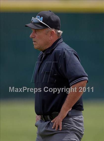 Thumbnail 3 in Delta vs. Bradshaw Christian (CIF SJS D6 Final) photogallery.
