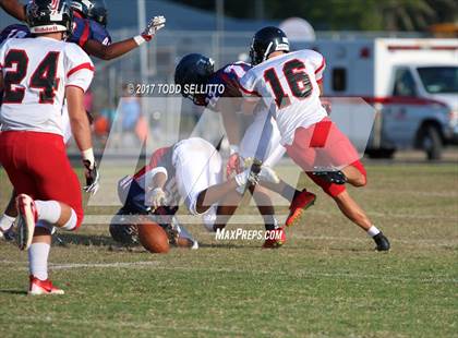 Thumbnail 3 in Strawberry Crest vs. Tampa Bay Tech (Spring Jamboree) photogallery.