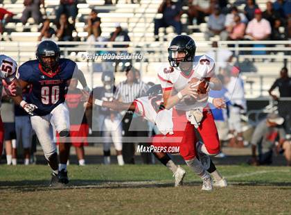 Thumbnail 3 in Strawberry Crest vs. Tampa Bay Tech (Spring Jamboree) photogallery.