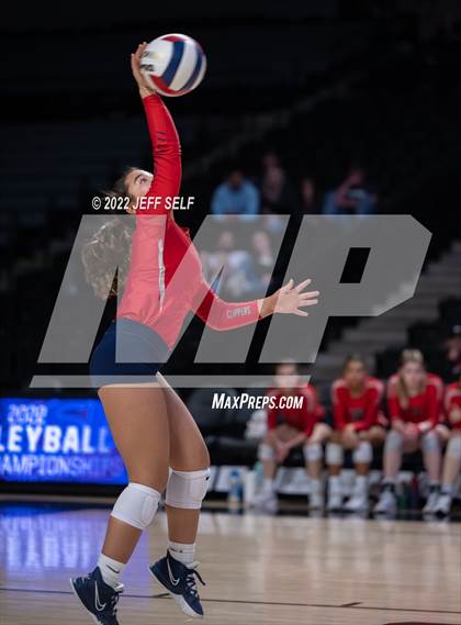 Thumbnail 2 in Grafton @ James Wood (VHSL Class 4 Final) photogallery.