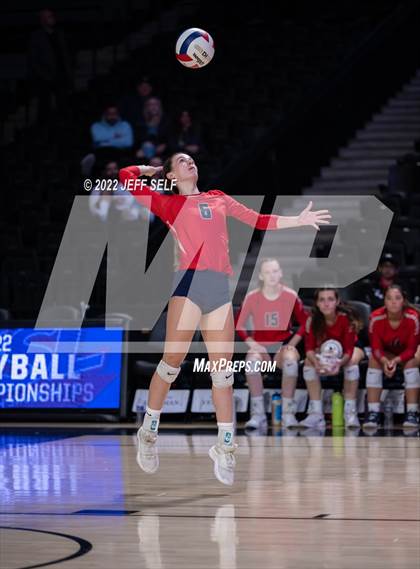 Thumbnail 1 in Grafton @ James Wood (VHSL Class 4 Final) photogallery.