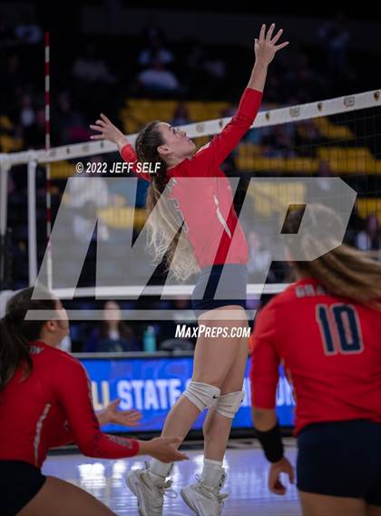 Thumbnail 3 in Grafton @ James Wood (VHSL Class 4 Final) photogallery.